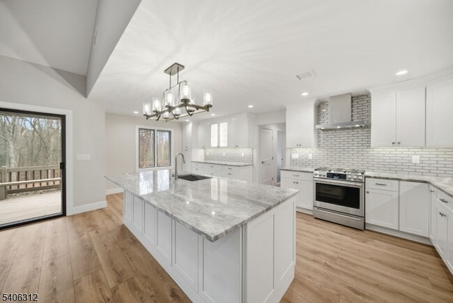 Building Photo - 12 McCaffrey Ln