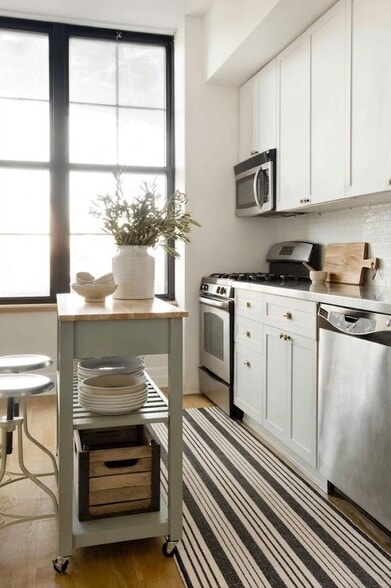 Building Photo - 79 Christopher St