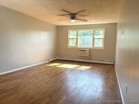 Building Photo - 13 Sigwin Dr