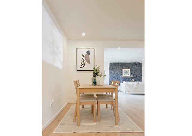 Building Photo - 312 W Little Creek Rd