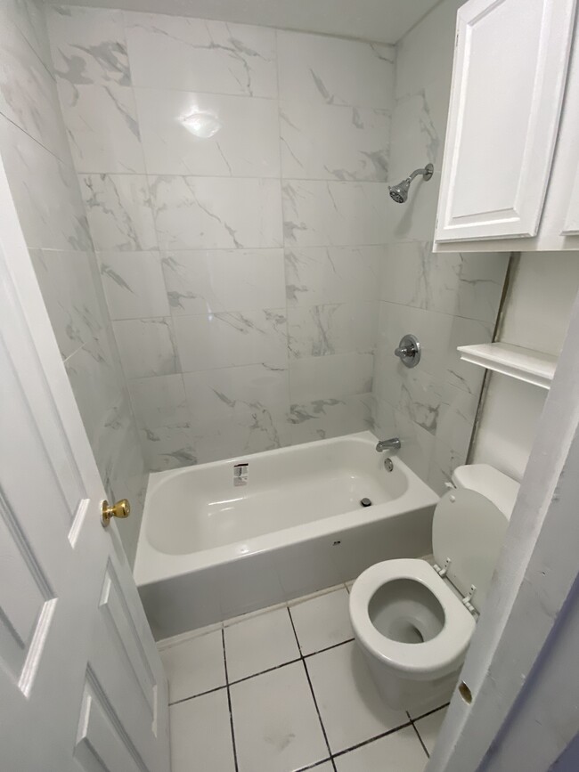 Updated master bedroom ensuite - 18410 Desidia St