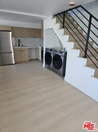 Building Photo - 603 W 46th St