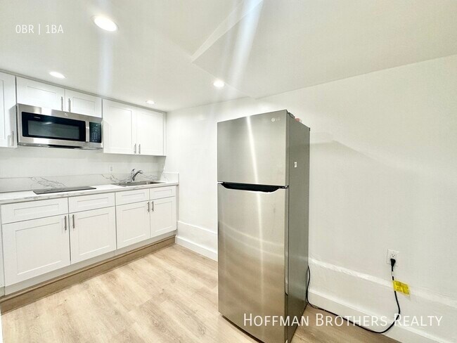 Primary Photo - 1447 S Sherbourne Dr
