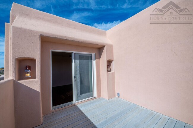 Building Photo - Serene Pueblo-Style Home in Tierra Contenta