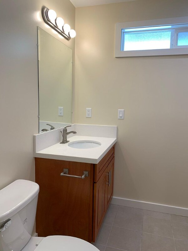 Building Photo - 332 Uluniu St