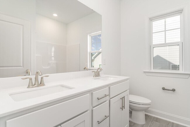 Building Photo - Newly Built 5 Bedroom Home in Knightdale!