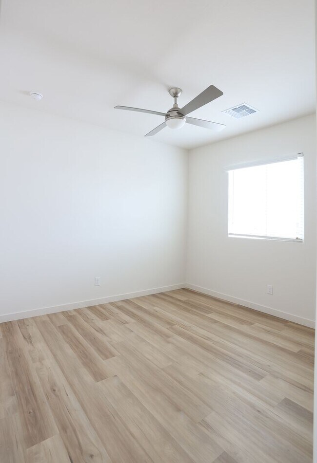 Building Photo - Gated Community, Pet Friendly, Upgraded Lifestyle - Now Available