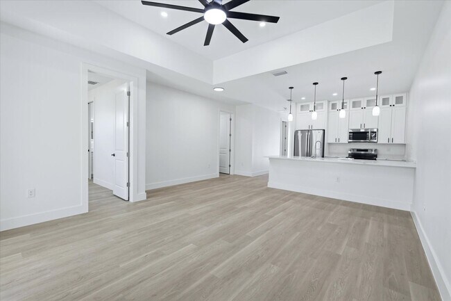 Building Photo - Luxury Duplex for Rent in Burnt Store Meadows, Punta Gorda**Reduced Rental Period Incentive**