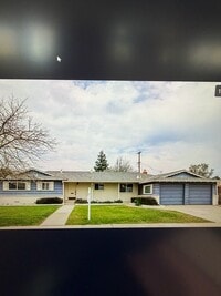 Building Photo - 909 Mt Vernon Dr