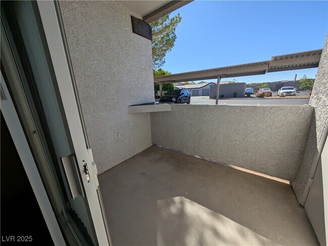 Building Photo - 7255 W Sunset Rd