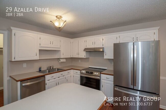 Building Photo - 29 Azalea Dr