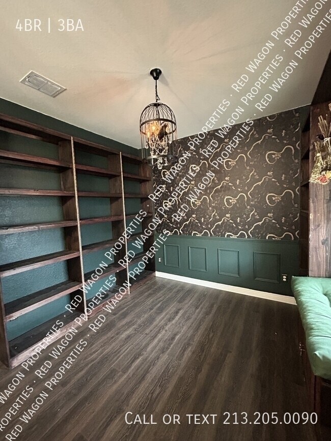 Building Photo - 7404 Cottontail Clf
