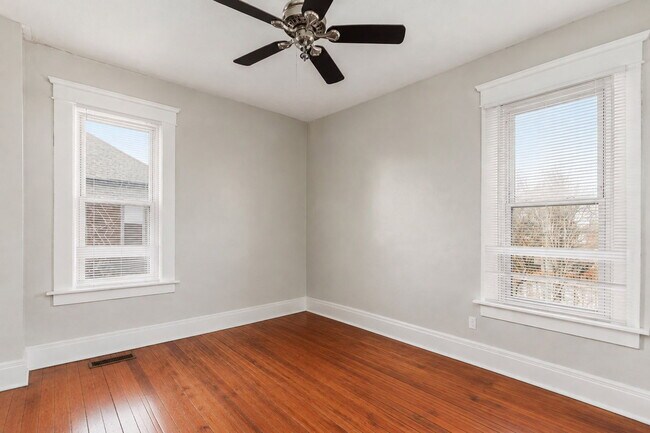 Building Photo - 204 Chittenden Ave