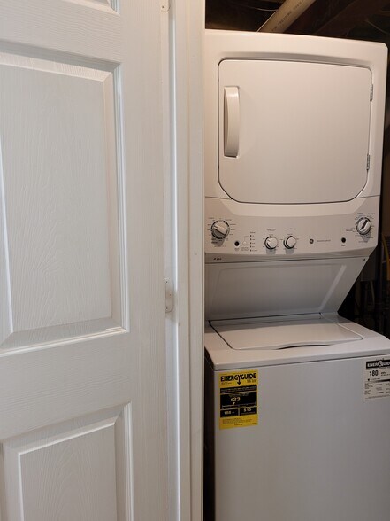 Building Photo - 1409 Old Cannon Rd