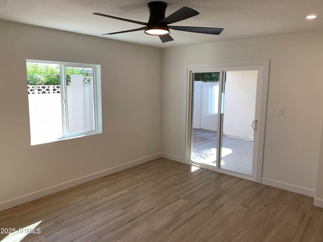 Building Photo - 7721 E Sandalwood Dr