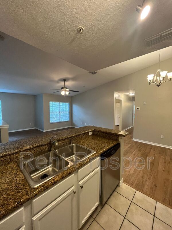 Building Photo - 850 Enterprise Cove Ave