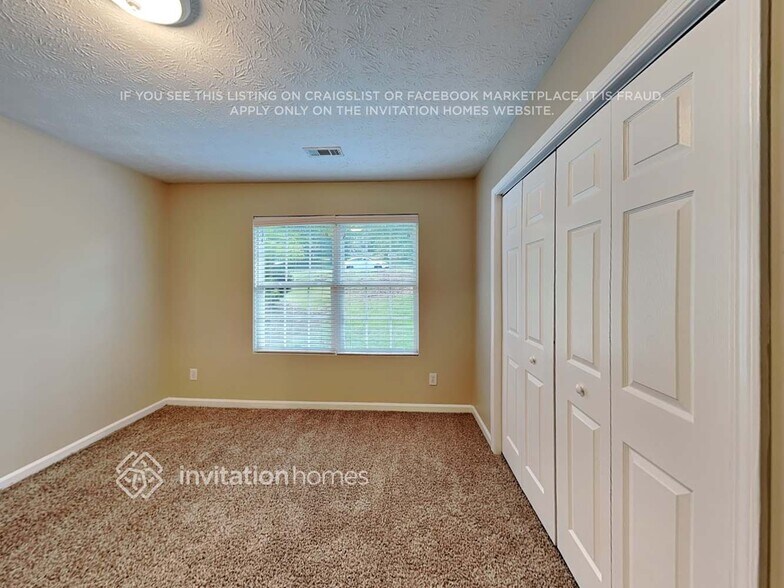 Building Photo - 135 Hidden Brook Trail