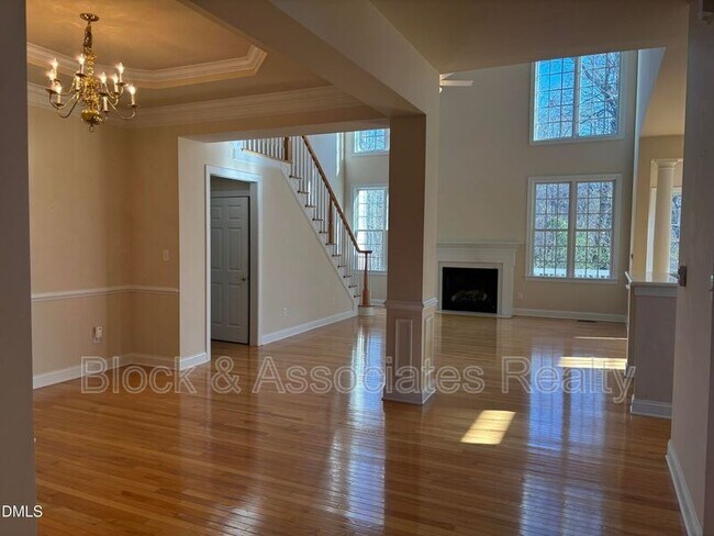 Building Photo - 11729 Broadfield Ct