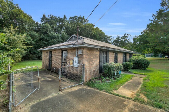 Building Photo - 4309 Brewer Ct