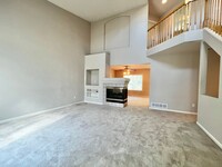 Building Photo - 3 bed, 3 bath Home in Southeast Fort Collins