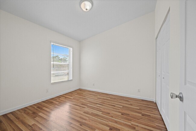 Building Photo - 4534 Oak Terrace Dr