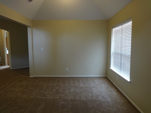 Building Photo - 2775 Ivy Hill Dr