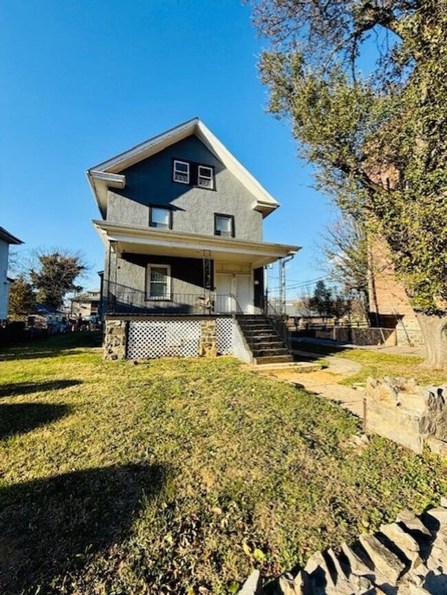 Building Photo - 2300 Tioga Pkwy