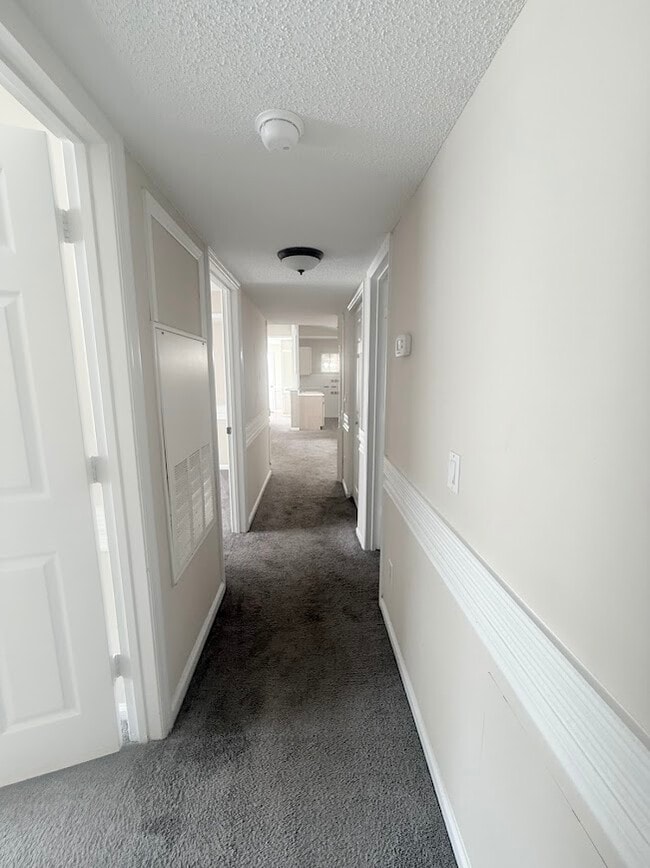 Building Photo - 8558 Hopkins Cir