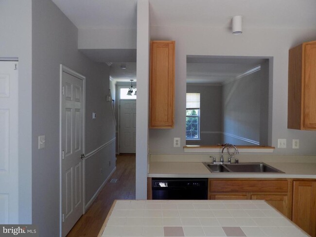 Building Photo - 1302 Roman Ridge Way
