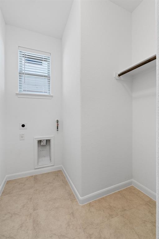 Building Photo - 348 Rend Dr