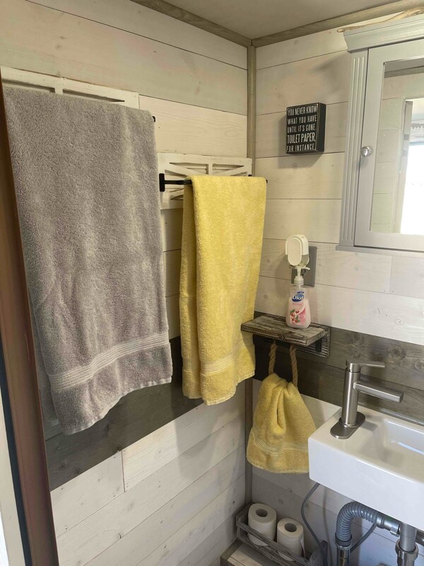 Building Photo - 8875 Calle de Brazito