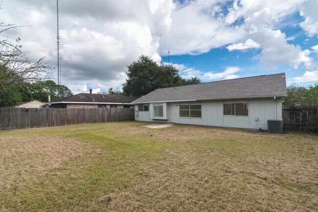 Building Photo - 8602 Rockmont Ct