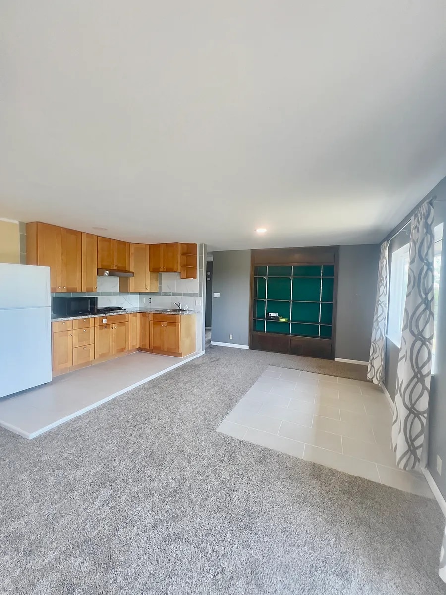 Building Photo - 107 Pajaro Way