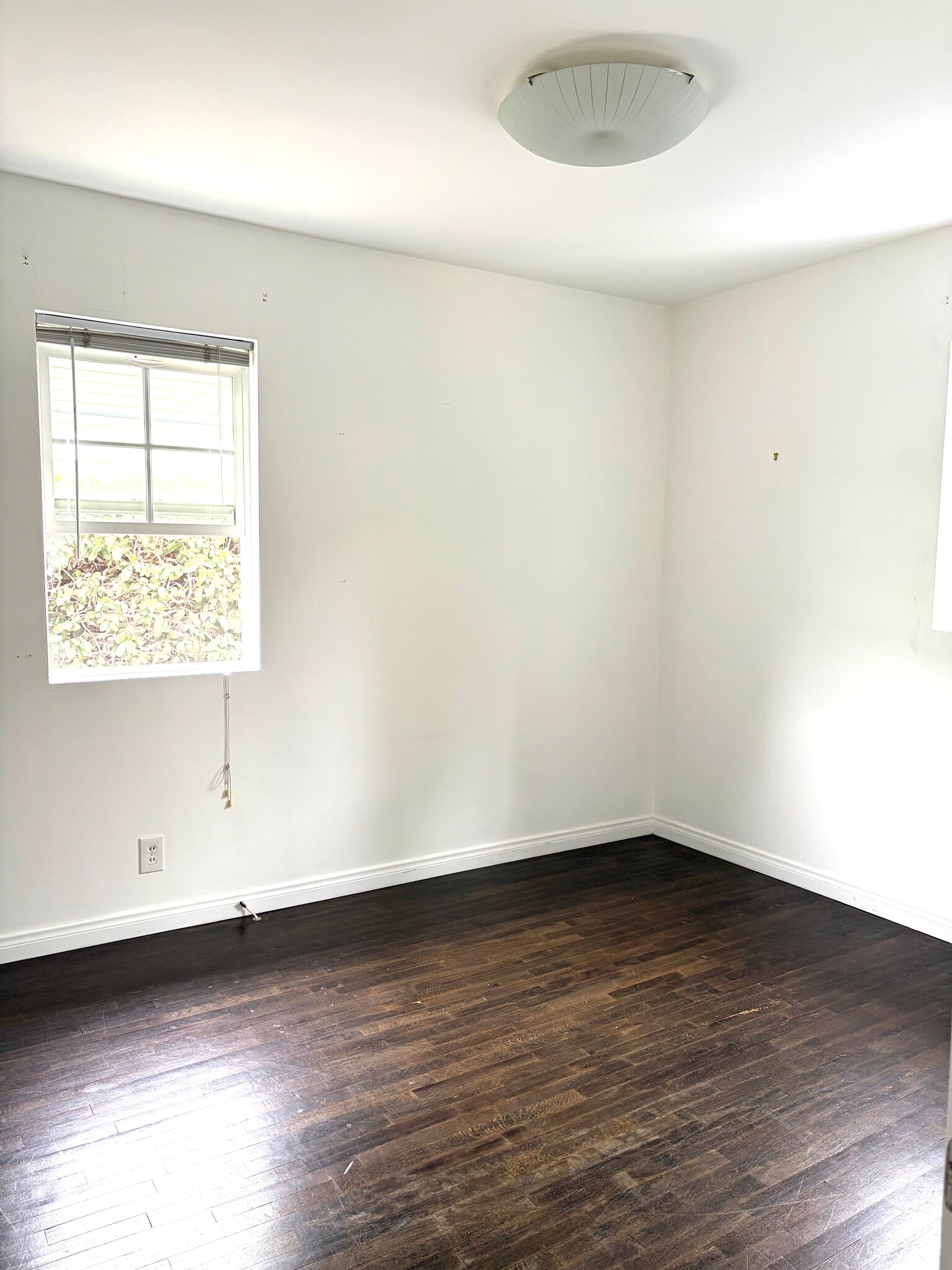 Building Photo - 2304 Voorhees Ave