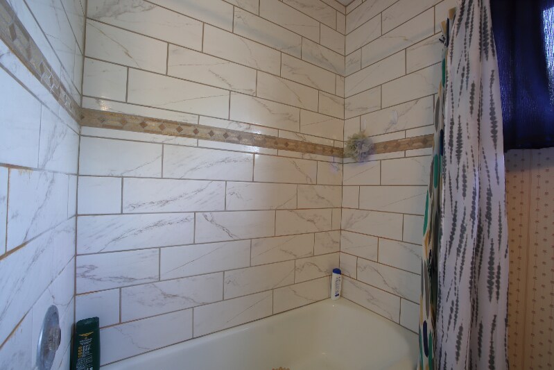 Building Photo - 3120 Loveland Dr