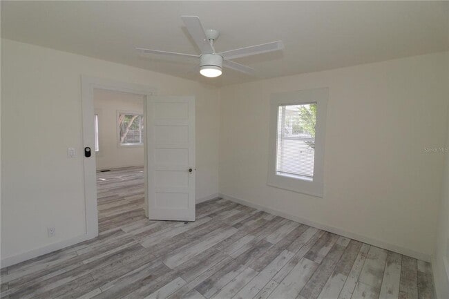 Building Photo - 5235 Calle De Costa Rica