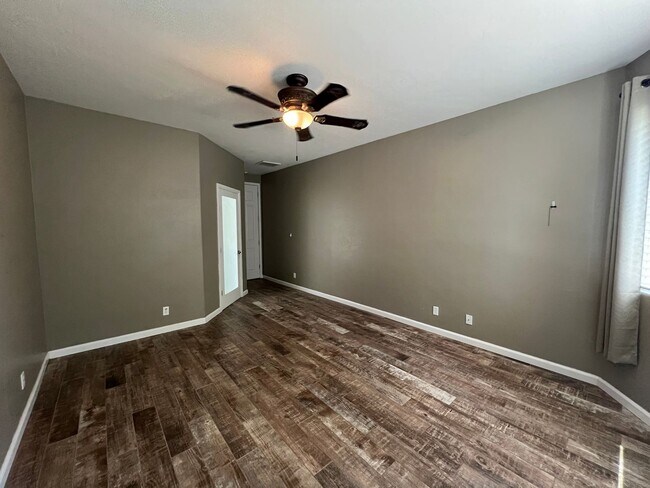 Building Photo - Memory updated Here’s a customized marketing description for your rental property:  Spacious Home...