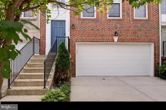 Building Photo - 13118 Rose Petal Cir