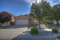 Building Photo - 908 Tumulus Dr NW