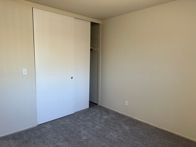 Building Photo - 1851 Nelson Way