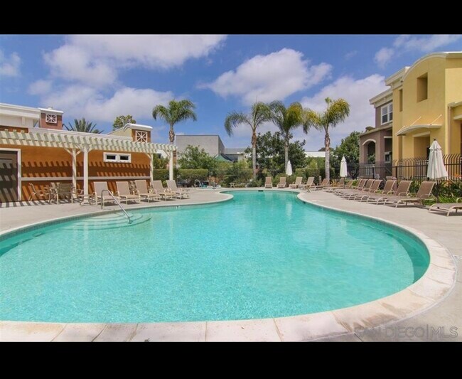 Pool - 3470 Coastline Pl