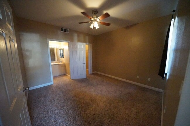 Building Photo - No Showings until 3/8/2022