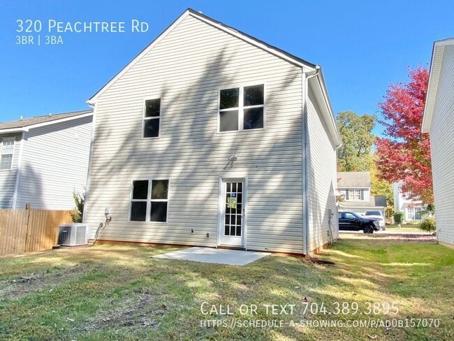 Building Photo - 320 Peachtree Rd