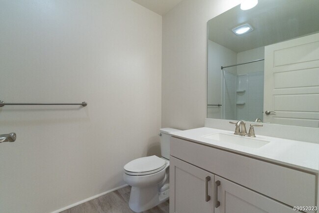 Building Photo - $3,350 / 2br - 1119ft2 - Beautifully Maint...