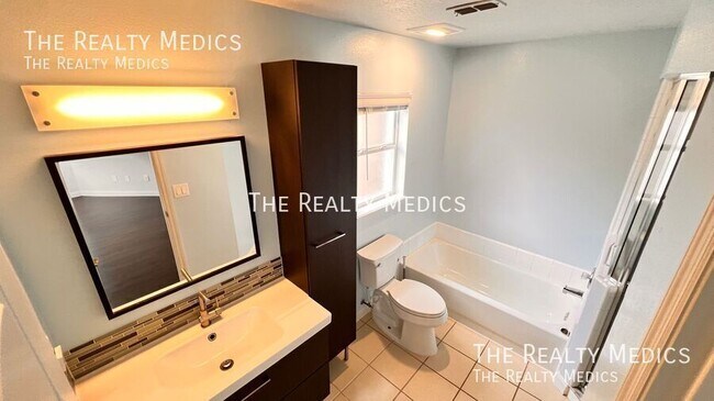 Building Photo - 3977 Journey Ct