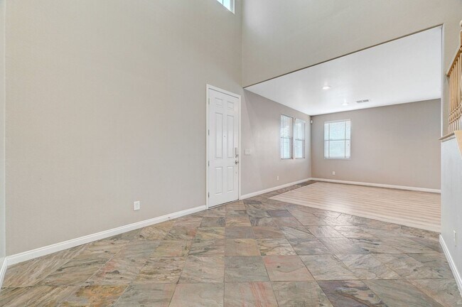 Building Photo - 1st MONTH FREE! Lone Mountain Heights Luxu...