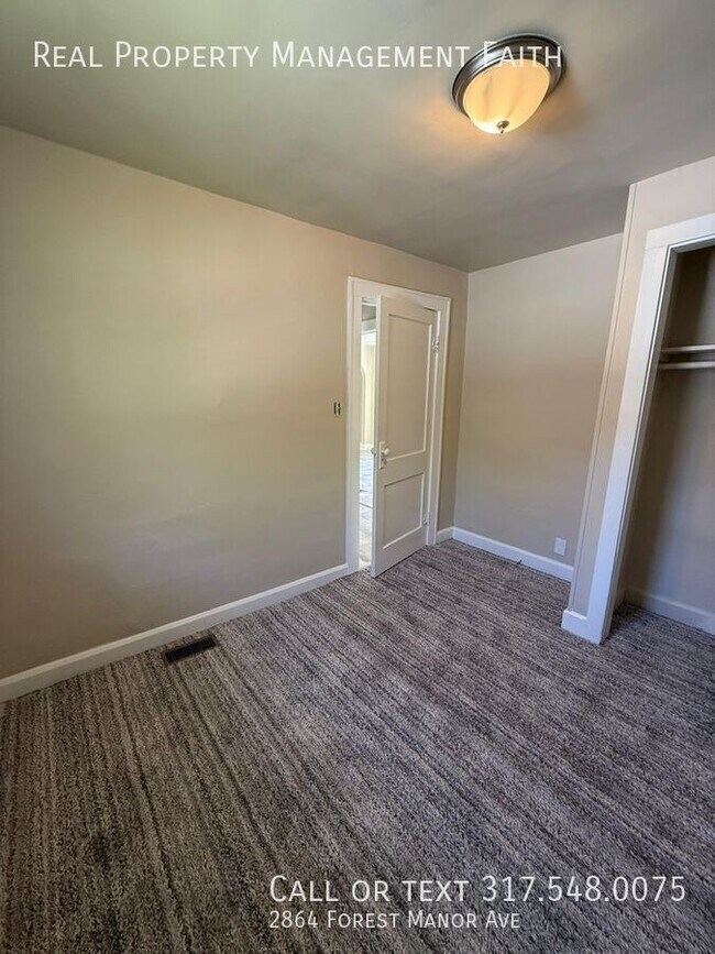 Building Photo - 2864 Forest Manor Ave