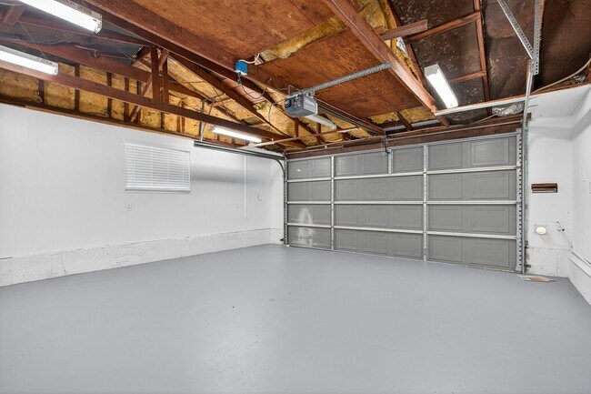 Building Photo - Renovated 3-Bedroom Single Family Home in Pinole Available Now!!!