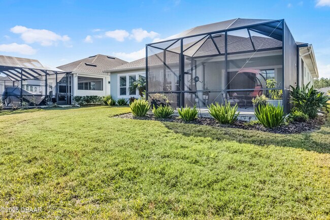 Building Photo - 636 Mosaic Blvd