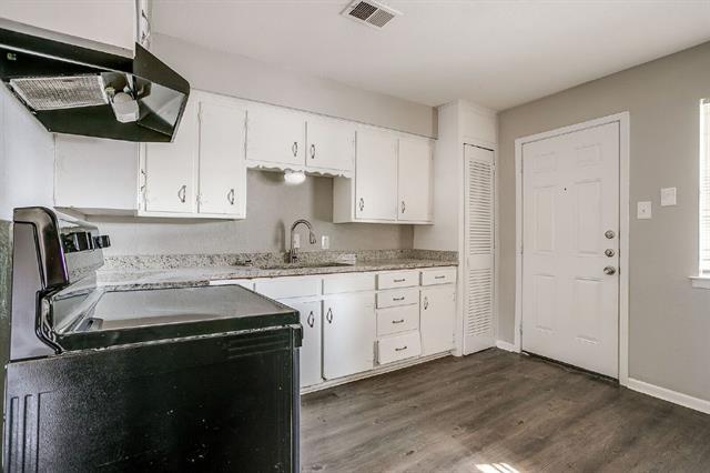 Building Photo - 2517 Normont Cir